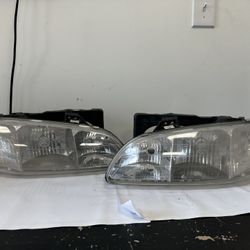 1996-1998 Pontiac Grand Am Headlight
