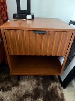 Brown night stands