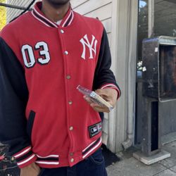 Bomber jacket
