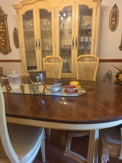 Wood Dining Table with 6 Chairs