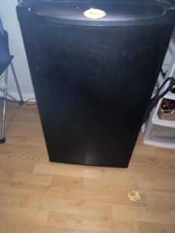 Mini Fridge And Freezer