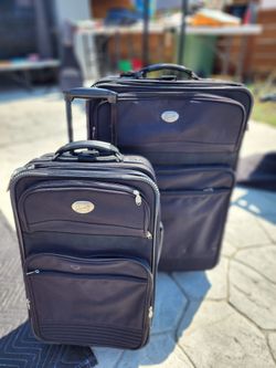 Ricardo Beverly Hills 2-Piece Luggage Set