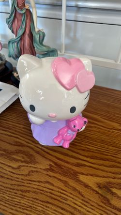 Hello Kitty - coin bank
