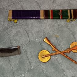 3 Vintage Pins Badges Infantry Marksman