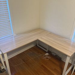 White and Wood Desk