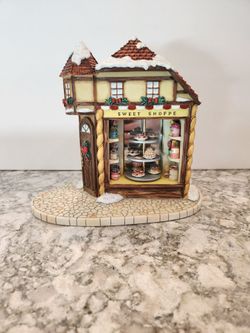The Goebel Hummel 2007 Sweet Shop #1139D Motion Music Box