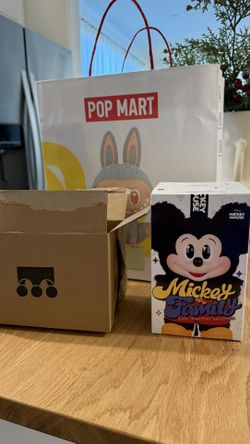 Mickey Family Cute Together Keychain Series Figures