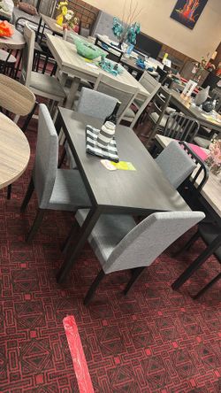 5 Pc Dinette Set