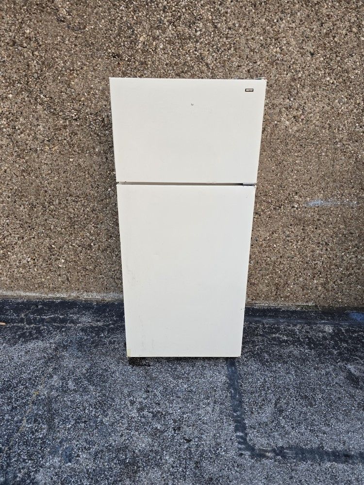 kenmore Top And Bottom White Refrigerator.