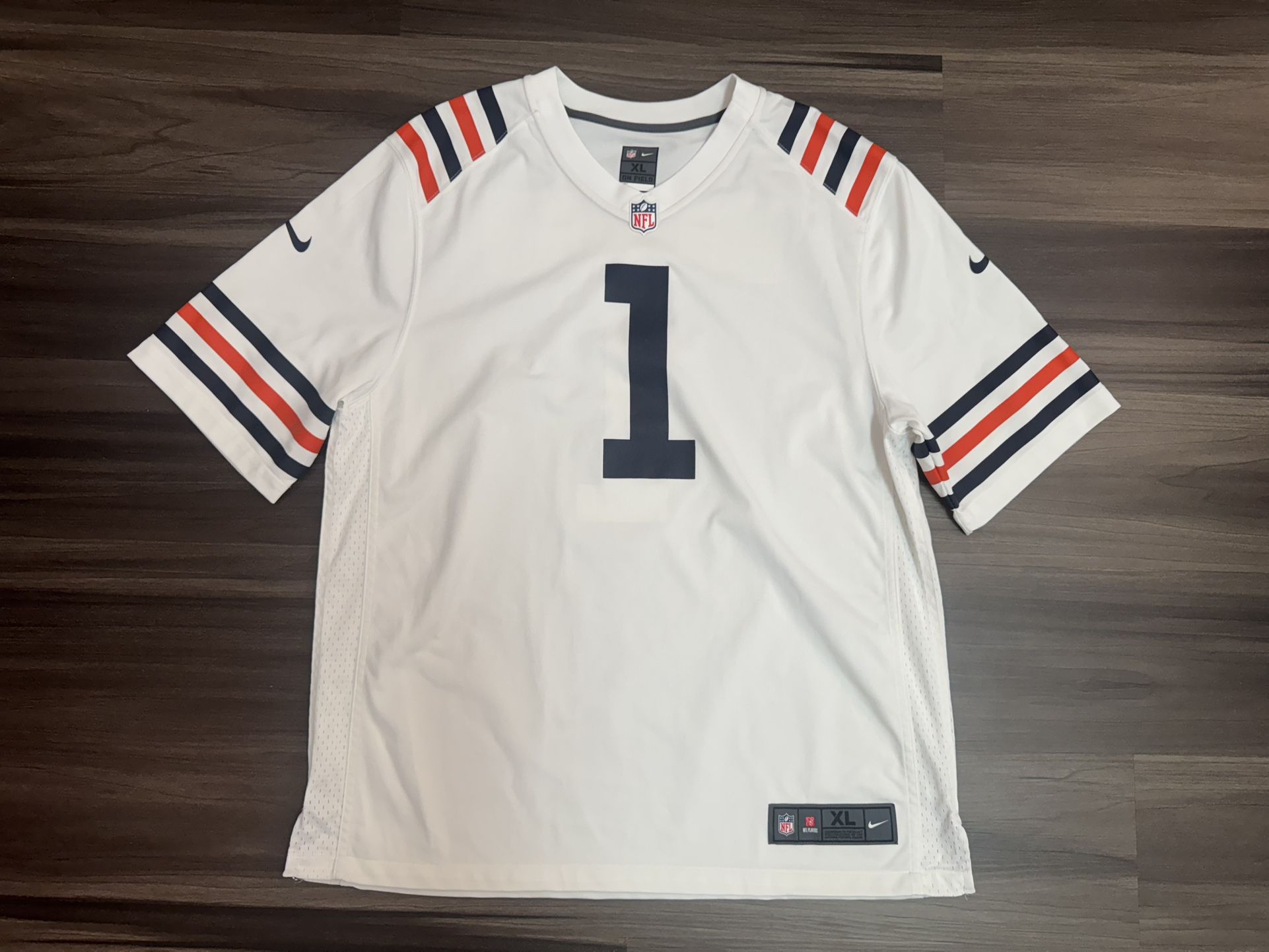 Nike On Field Chicago Bears Justin Fields #1 Alternate Away Jersey Men’s XL