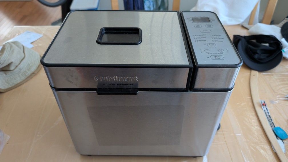 Cuisinart Bread Maker - CBK-100 - Horizontal Pan