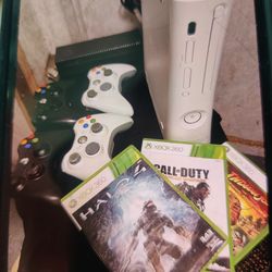 Xbox 360 White Console 500GB with Games Included