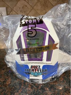 Toy story 5 Buzz popcorn bucket