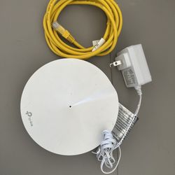 TP link deco AC2200 WiFi router/modem.
