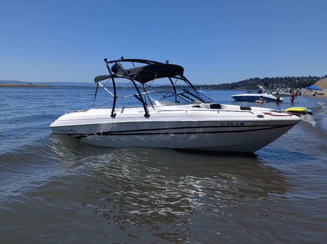 1999 Monterey 20’ RGF Montura Boat with 1999 MTLC Trailer 24’ Dual Axle