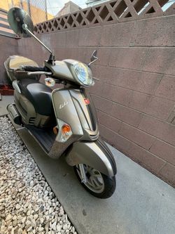 2015 KYMCO Like 200i 50th Anniversary