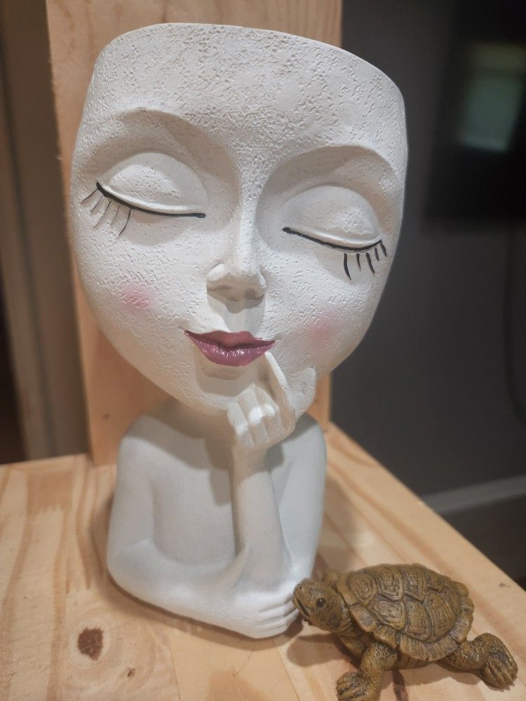 beautiful pot with face, with drainage hole