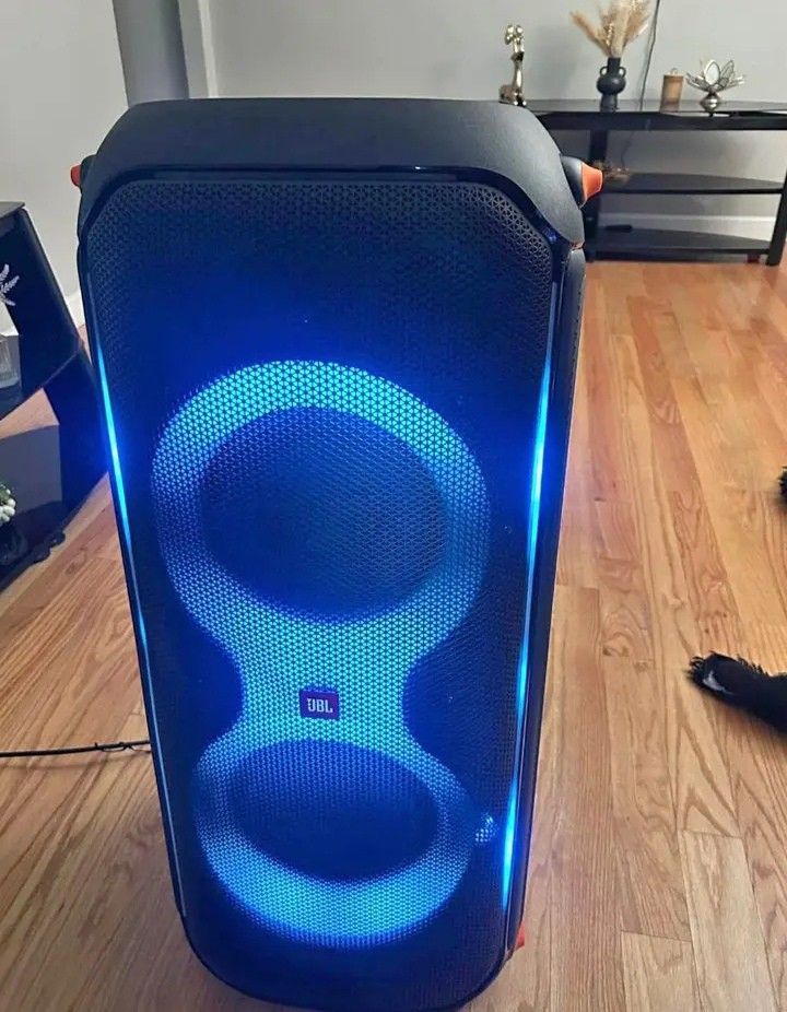 JBL PartyBox 710 Bluetooth Speaker