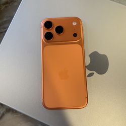 iPhone 17 Pro – 250GB (Unlocked) – Excellent Condition