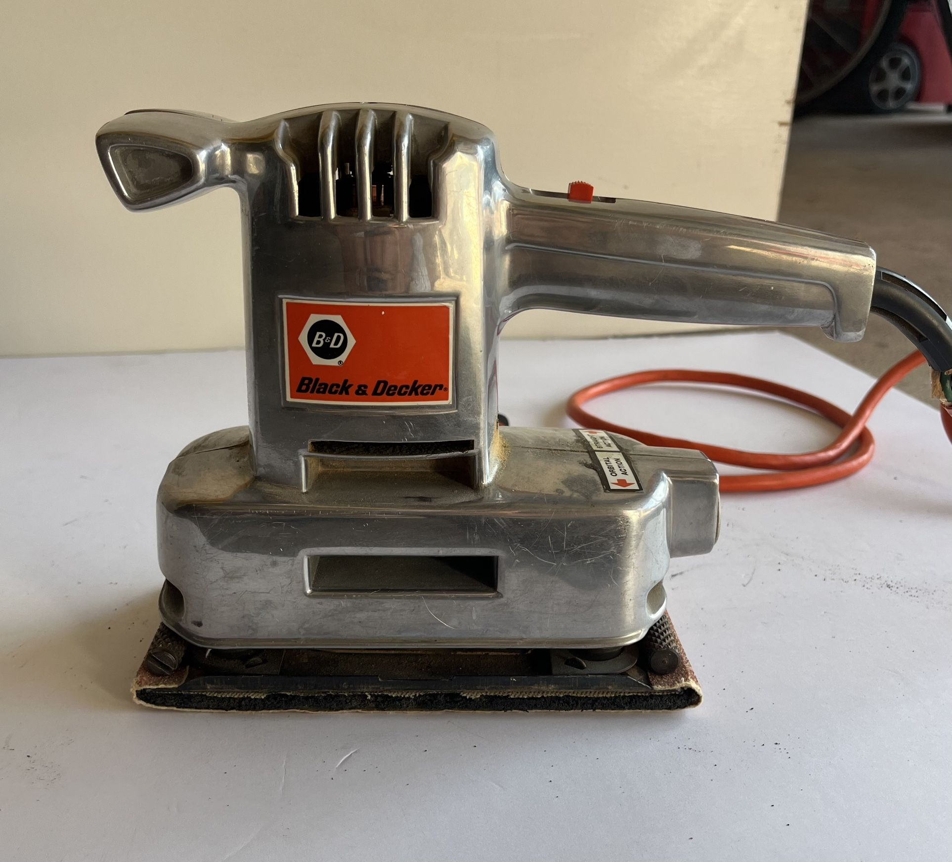 Black and Decker Vintage Deluxe Dual Action Sander