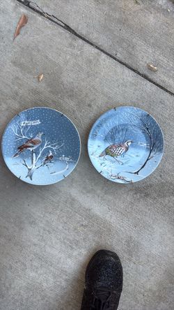 Noël 1970 & 1971 Vintage Christmas Collector Plates