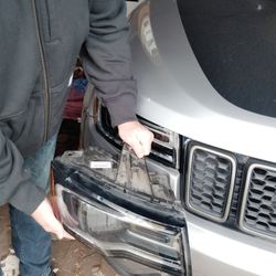 Xenon HeadLamp -Passenger Side- Lense(HeadLight Don't Work)