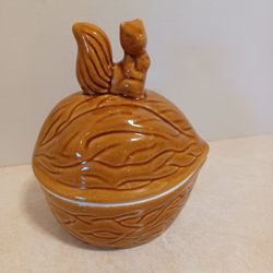 Bushy Tail Squirrel On Nut Ceramic Dish 