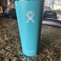 Hydro Flask Tumbler 32 Oz