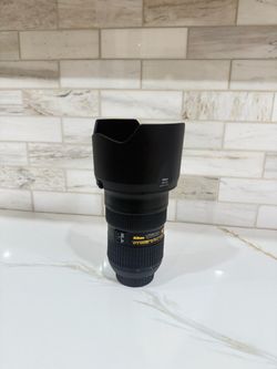 Nikon 24-70mm ED Camera Lens F/ 1:2.8G