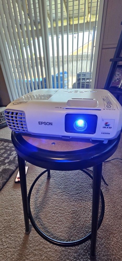 EPSON POWERLITE S27 HDMI PROJECTOR