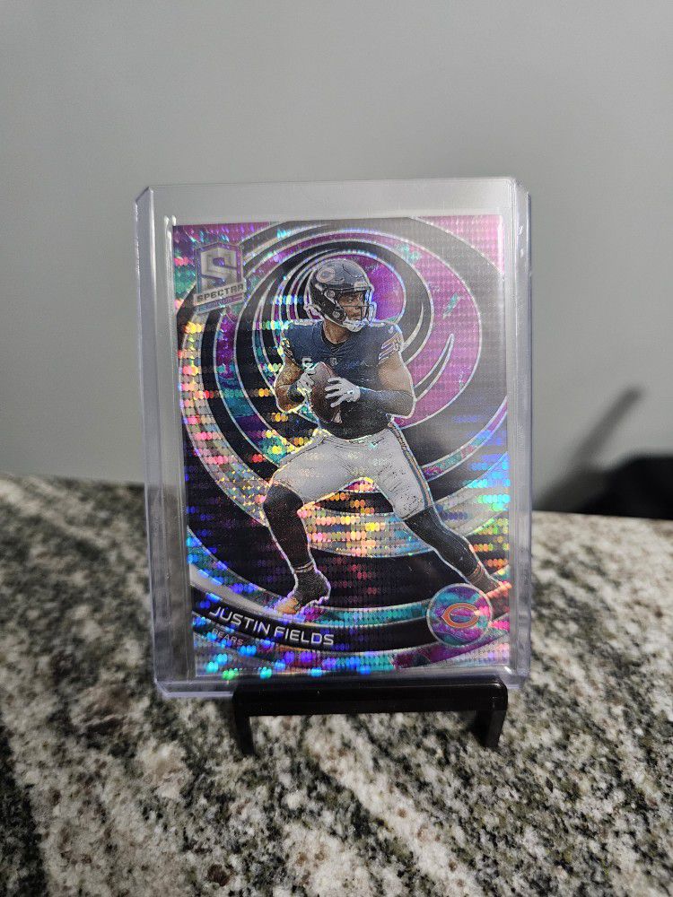 Justin Fields 2023 Spectra CELESTIAL Parallel /99 Chicago Bears