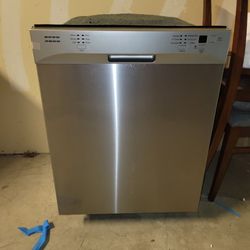 Brand New Seasons Dishwasher