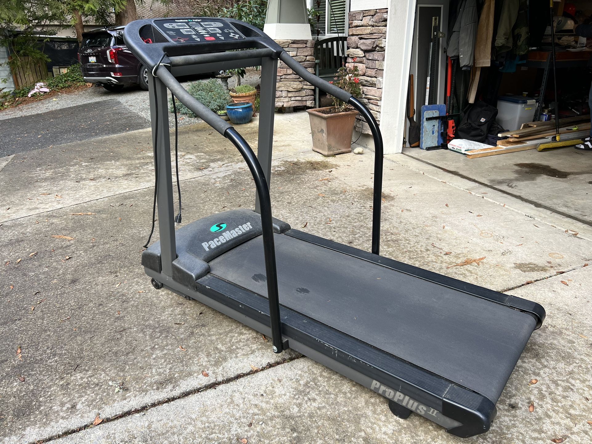Pacemaster Pro Plus II Treadmill
