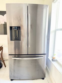 Samsung 27 Cu. Ft. Black Stainless French Door Refrigerator