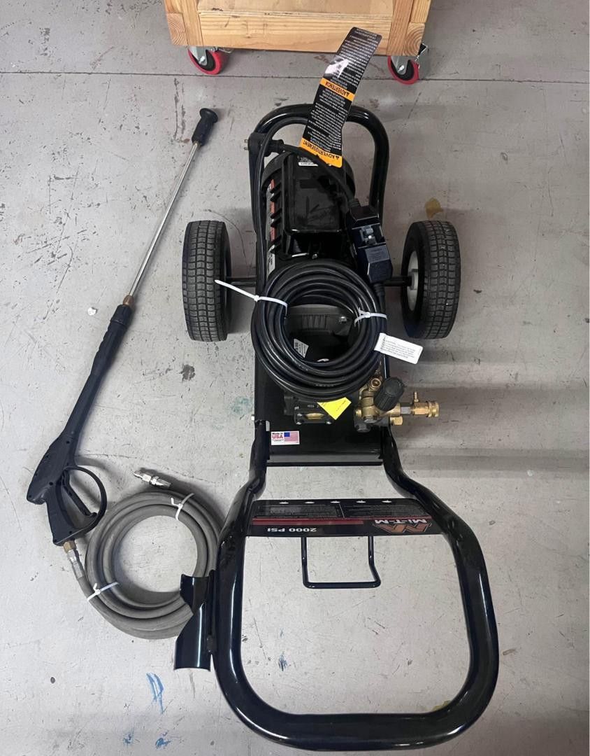 MI-T-M-2000-PSI-Power-Washer