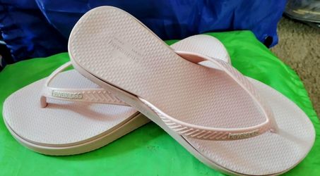 Women's sandals, Havaianas brand, new
