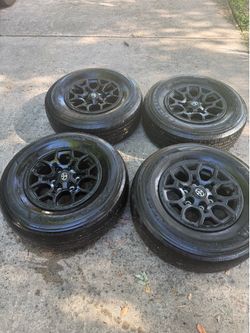 2022 Toyota Tacoma OEM Wheels 16” Set of 4 w/ TPMS Sensors