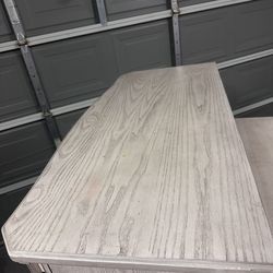 Dresser and tall chest 5 drawer