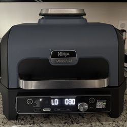 Ninja Woodfire  Proconnect Premium XL 7-1 Outdoor Grill / Smoker