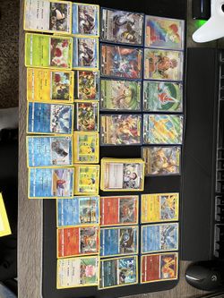 Lot Of Pokémon Cards