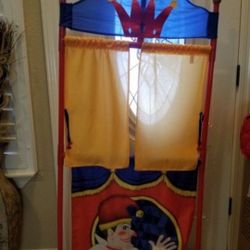 Puppet stage for kids play
