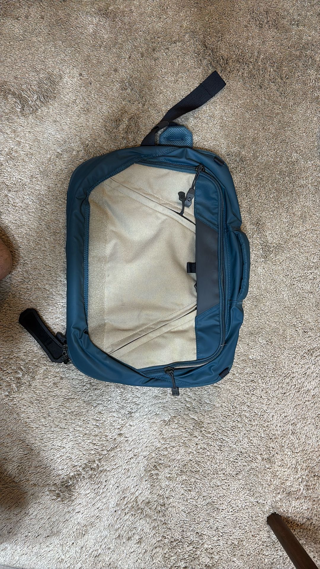 Vertx Dead Letter Sling Bag