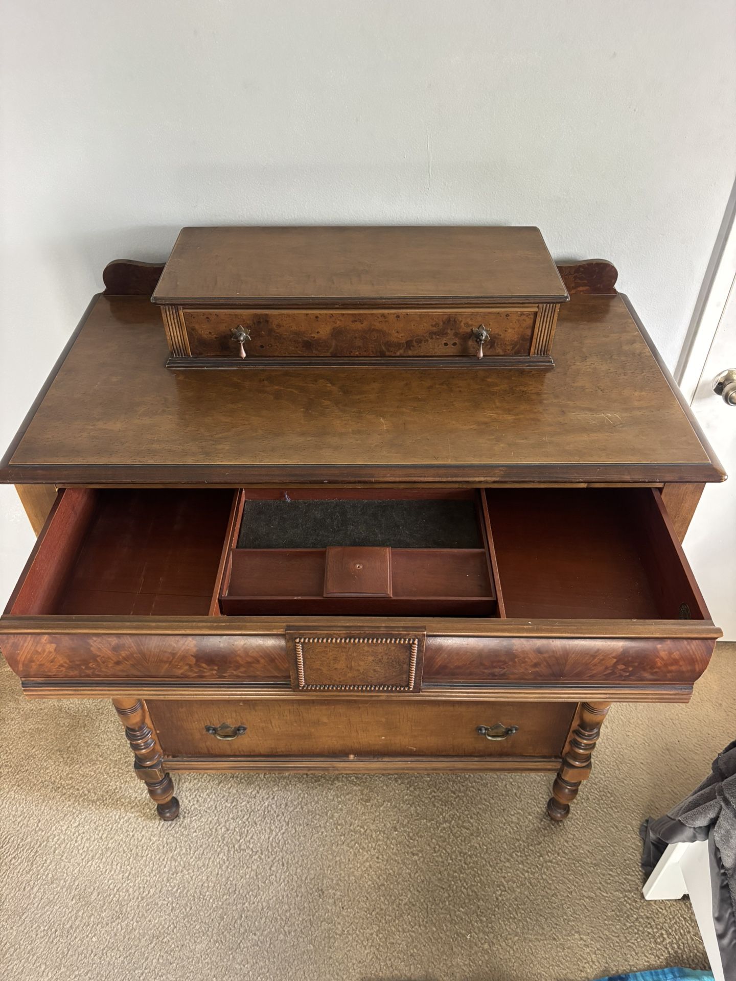 vintage Berkey & Gay dresser