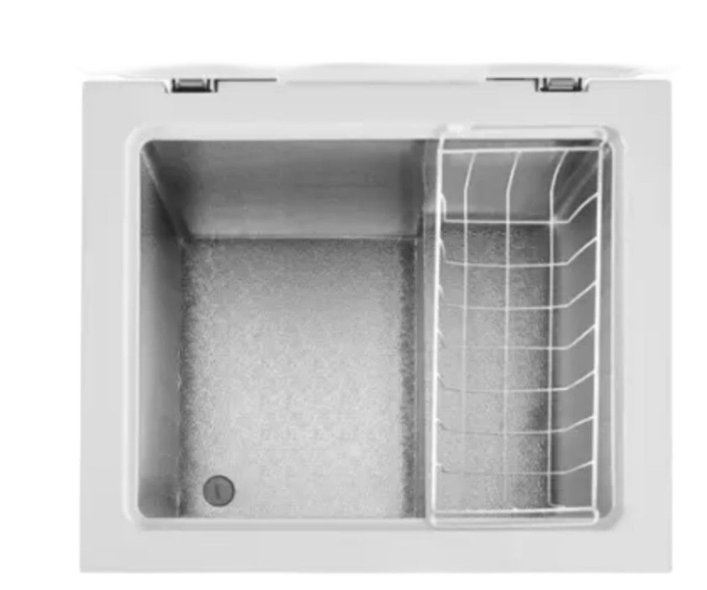 Insignia™ - 5.0 Cu. Ft. Chest Freezer -