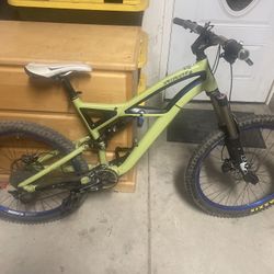 2013 Specialized Enduro 