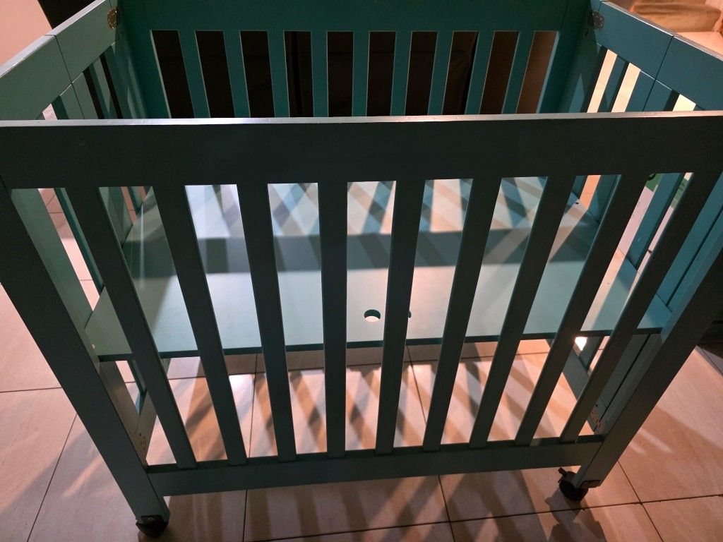 Wood Crib