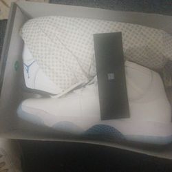 Retro 11 Legendary blue Size 14