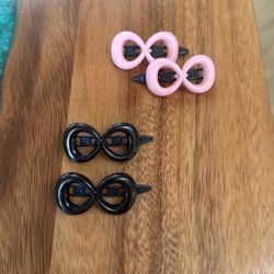 Mini Hair clips (never used)