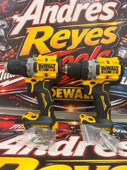 NEW DEWALT 20V MAX XR Brushless 1/2 in. Cordless Drill/Driver DCD801 (Each $79)