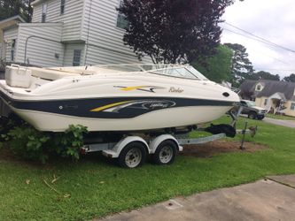 Rinker 24 foot boat runs great new interior need gone